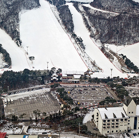 지산스키장 베이스 전경